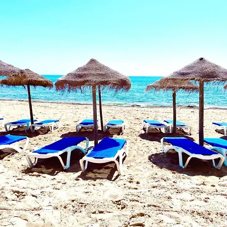 Apartment El Papagayo 2 Mins Walking To The Torrevieja