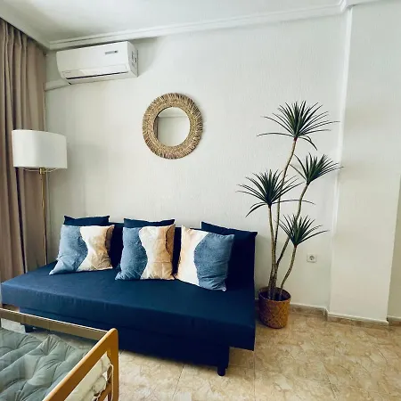 Apartamento El Papagayo 2 Mins Walking To The Torrevieja