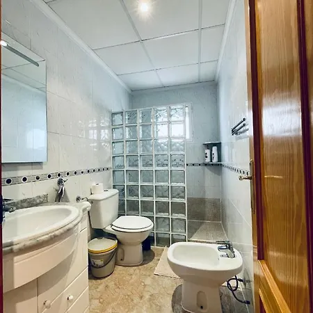 Apartment El Papagayo 2 Mins Walking To The Torrevieja